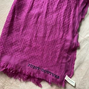 ♥️ Y2K Juicy Couture wrap scarf